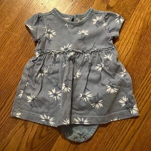 Flower dress. EUC - washed but never worn.